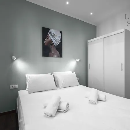 شقة Aelia Apartments, The Luxury