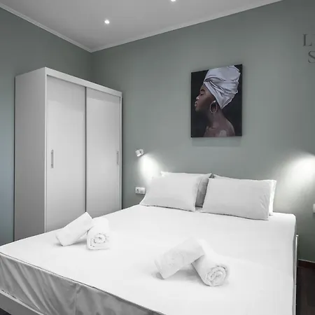 شقة Aelia Apartments, The Luxury سالونيك