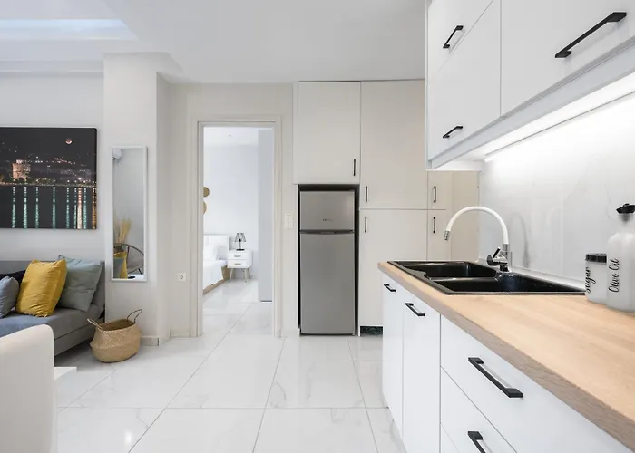 Aelia Apartments, The Luxury