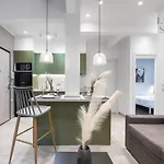Aelia Apartments, The Luxury Апартаменты