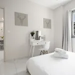 Aelia Apartments, The Luxury Салоники
