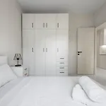 Aelia Apartments, The Luxury