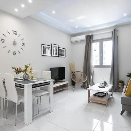 Aelia Apartments, The Luxury *