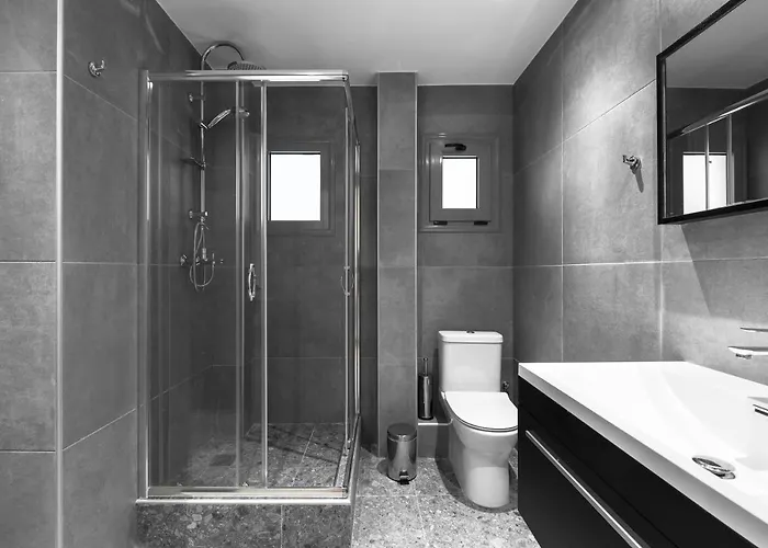 Aelia Apartments, The Luxury *