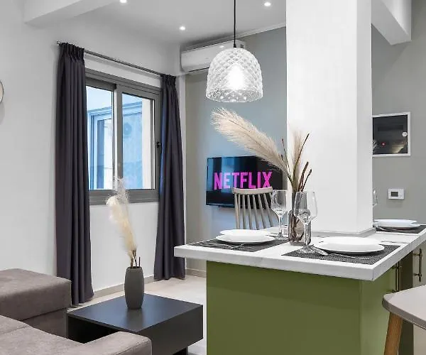 شقة Aelia Apartments, The Luxury سالونيك