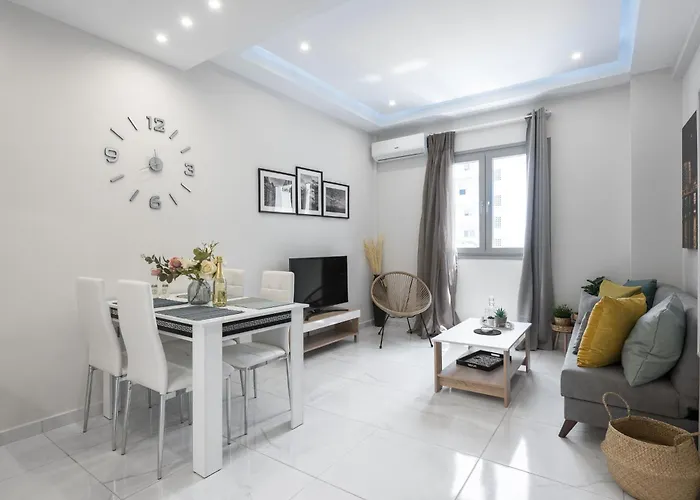 Aelia Apartments, The Luxury *