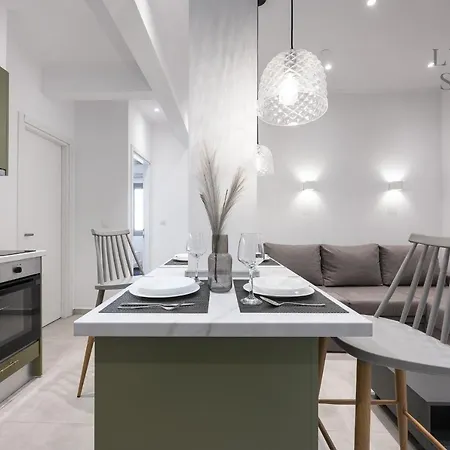 Aelia Apartments, The Luxury *